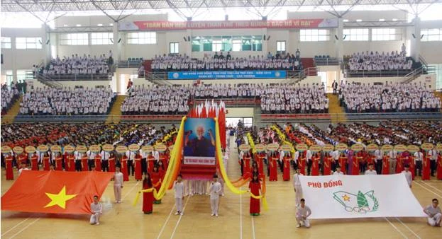 Quang cảnh lễ khai mạc