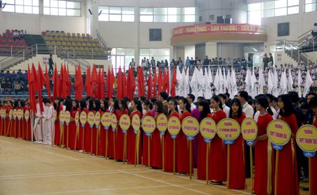 Các đoàn về dự Hội khoẻ