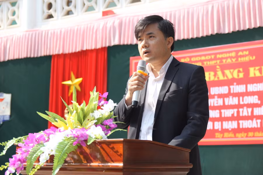 Phó vụ trưởng phụ trách Vụ Giáo dục chính trị và công tác HSSV Bùi Văn Linh mong muốn các trường tiếp tục giáo dục kỹ năng sống, tinh thần nhân ái nhân văn trong học sinh