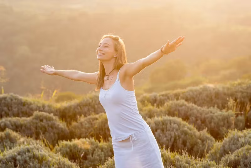 Những niềm vui đơn giản hiện hữu ở xung quanh chúng ta. (Ảnh: ITN).