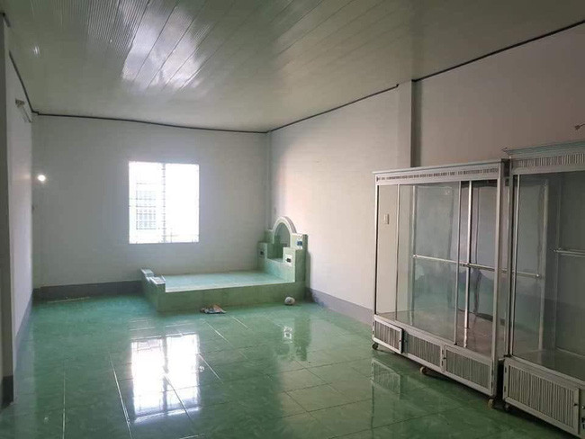 Thiết kế giường ngủ nằm cho mát nhưng nhìn chẳng khác gì lăng mộ, chủ trọ khiến khách thuê chạy dài không dám quay lại - Ảnh 1. Thiết kế giường ngủ nằm cho mát nhưng nhìn chẳng khác gì lăng mộ, chủ trọ khiến khách thuê chạy dài không dám quay lại - Ảnh 1.