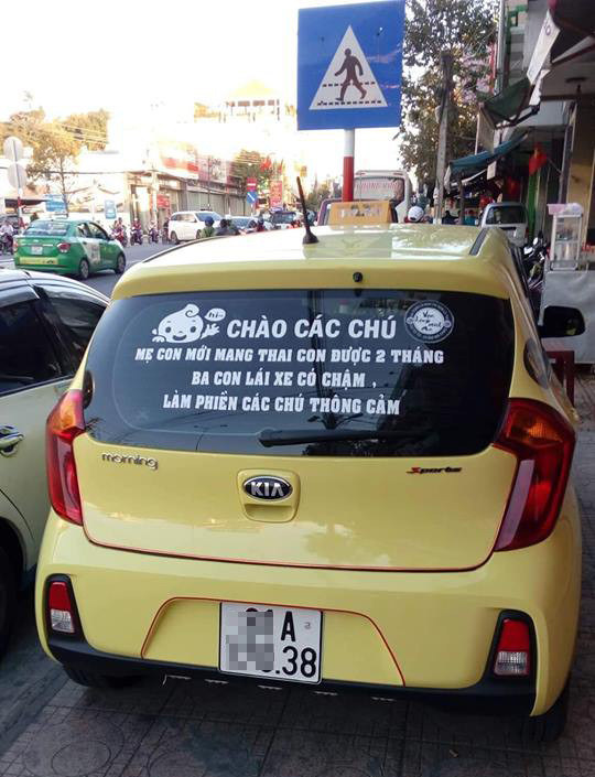 Đi sau cụ chỉ mong cụ sớm đổi thành số 9. Đi sau cụ chỉ mong cụ sớm đổi thành số 9.