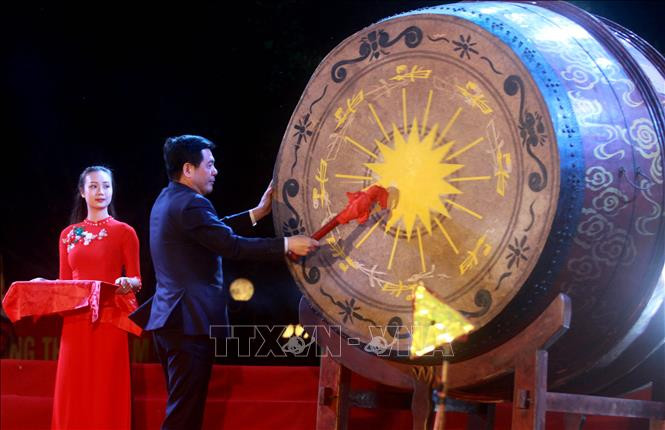 Lễ hội Đền Trần năm 2019 chính thức khai mạc ảnh 1 Chú thích ảnh