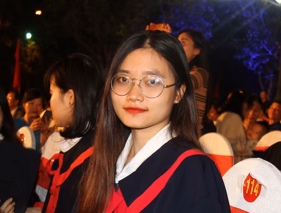 Trương Thị Lan Hương - thủ khoa đầu ra của Khoa Toán và KHTN (Trường ĐH Hải Phòng). Ảnh: TG