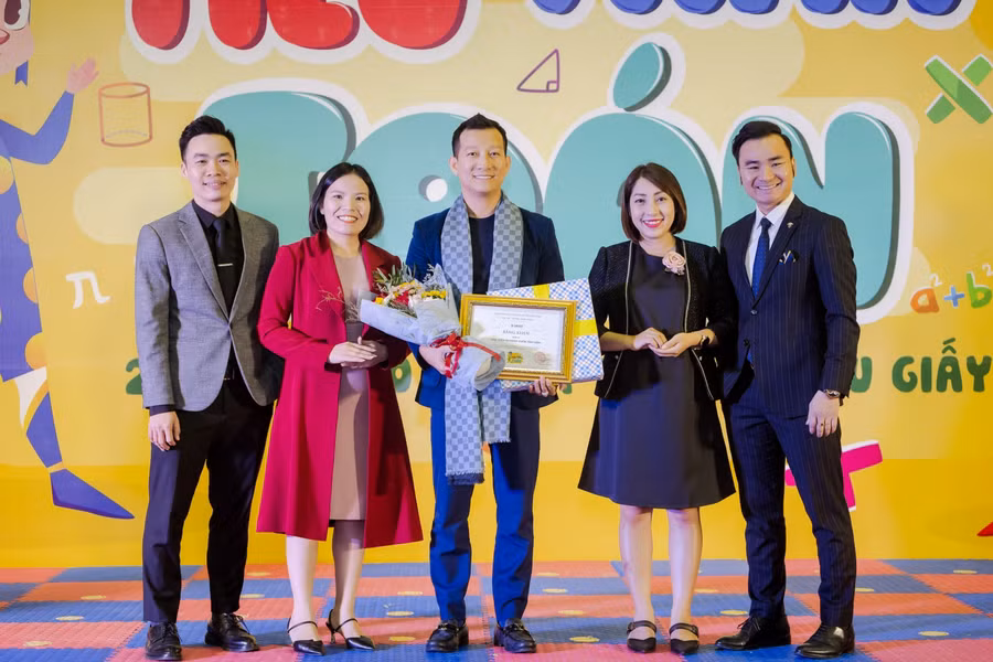 Hình ảnh đội ngũ ban tổ chức cuộc thi