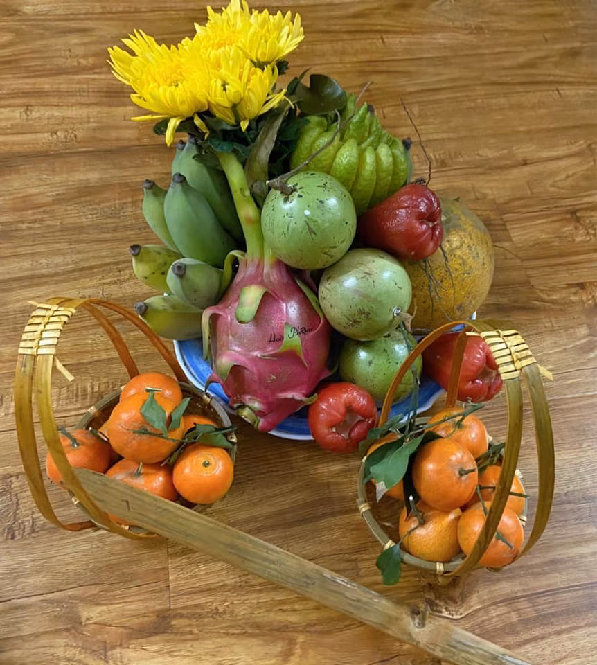 Gánh quả đáng yêu.