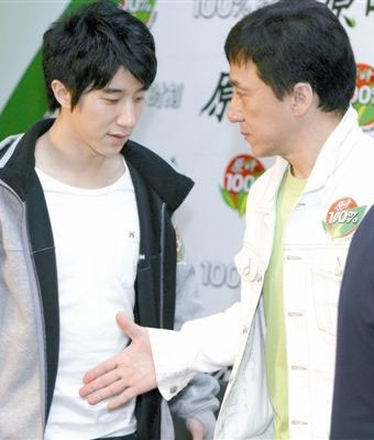 Cái bóng của cha là nỗi ám ảnh với Phòng Tổ Danh Cái bóng của cha là nỗi ám ảnh với Phòng Tổ Danh