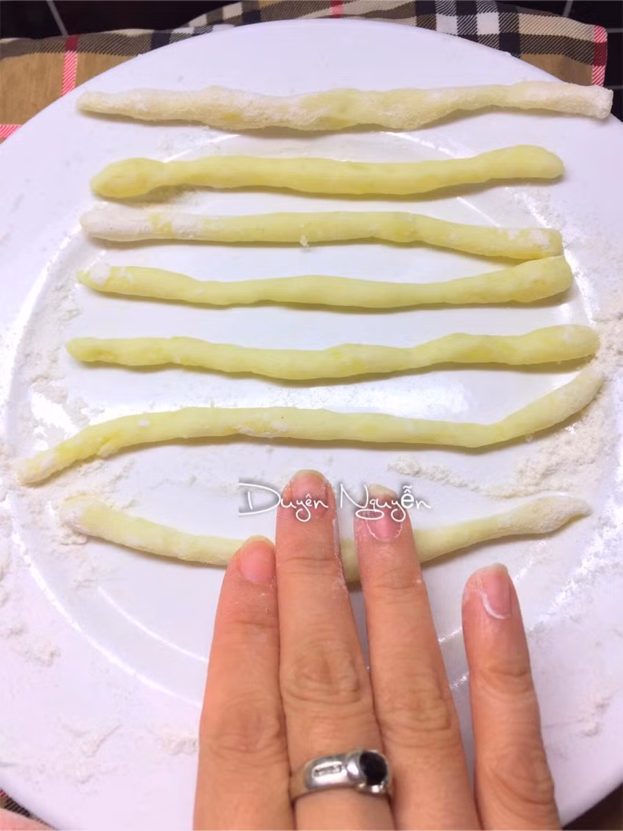 Cách làm khoai tây que chiên của mẹ đảm Hà Nội khiến chị em nội trợ "bấn loạn" ảnh 4