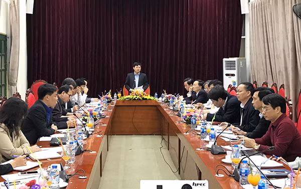 Phó Chủ tịch UBND TP Ngô Văn Quý phát biểu chỉ đạo tại buổi làm việc