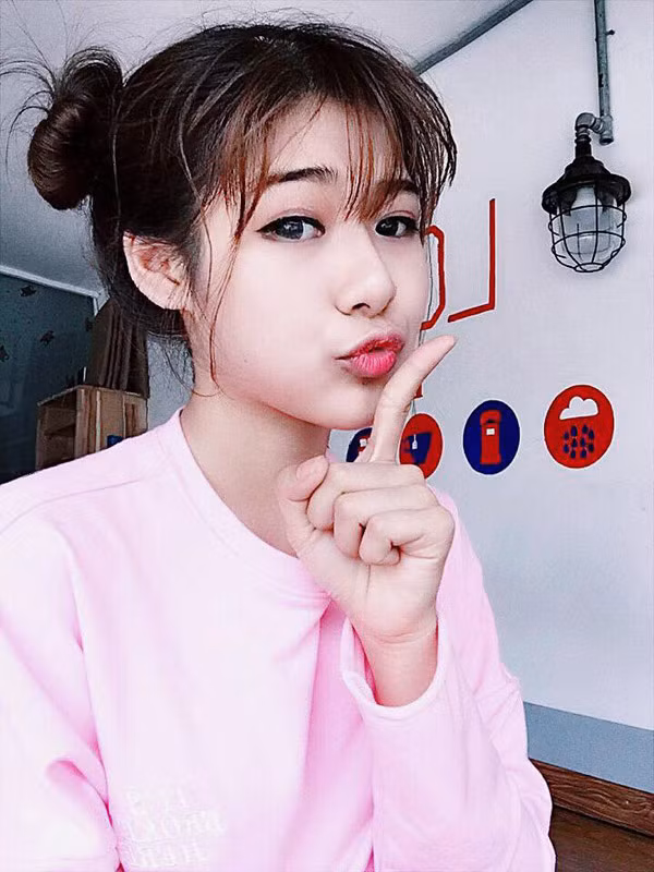 Hot girl và hình mẫu người phụ nữ hiện đại ảnh 5