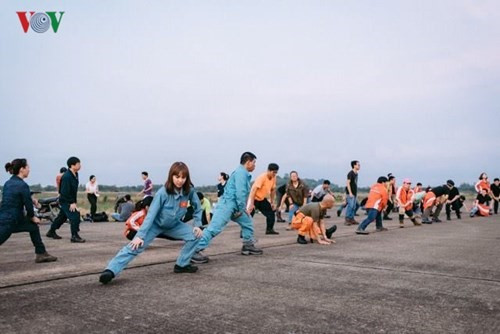 Nữ vận động viên nhảy dù rơi tự do đầu tiên tại Việt Nam hình ảnh 3 Nu van dong vien nhay du roi tu do dau tien tai Viet Nam hinh anh 3