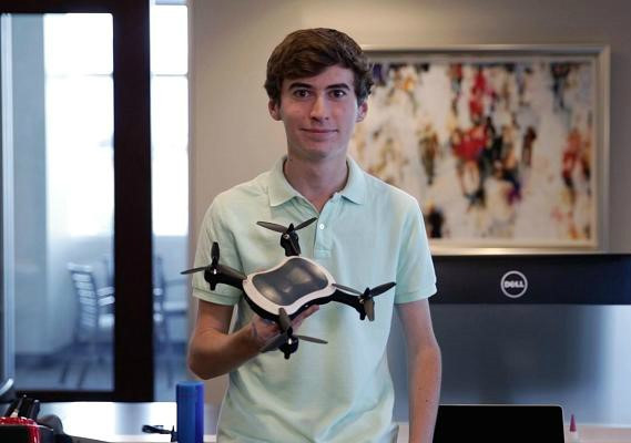 Nhung nhan vat 19 tuoi noi bat nhat the gioi nam 2016 hinh anh 2