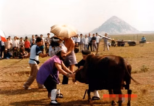 hau-truong-hai-huoc-cua-phim-tay-du-ky-1986-phan-2-4