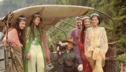 Nhan sắc tuyệt trần của bảy yêu nhền nhện hau-truong-hai-huoc-cua-phim-tay-du-ky-1986-phan-2-5