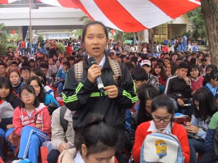 Chương trình tư vấn tuyển sinh - hướng nghiệp thu hút sự tham gia của đông đảo HS và phụ huynh Quảng Nam, Đà Nẵng