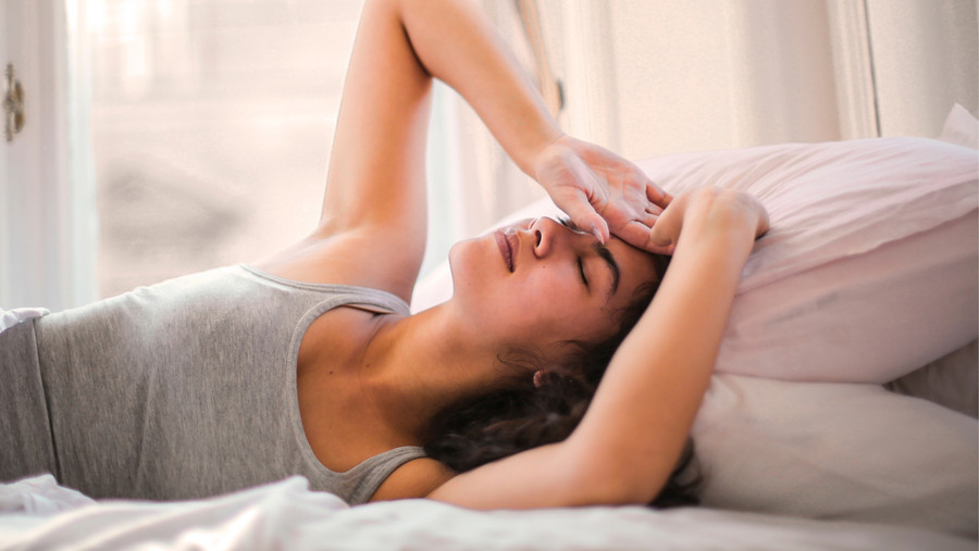 Chúng ta thường nhầm tưởng rằng ngủ đủ giờ chính là một giấc ngủ ngon, nhưng đó chưa phải là tất cả. (Ảnh: ITN)