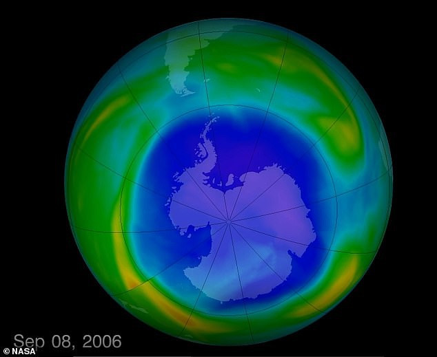 Hình ảnh lỗ thủng tầng Ozone năm 2006. (Nguồn: NASA). Hình ảnh lỗ thủng tầng Ozone năm 2006. (Nguồn: NASA).