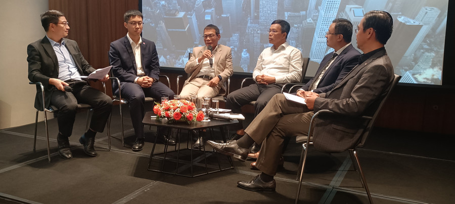 Ông Võ Quang Huệ chia sẻ về cơ hội nghề nghiệp ngành Kỹ thuật Giao thông Thông minh. Ảnh: Quốc Hải Ông Võ Quang Huệ chia sẻ về cơ hội nghề nghiệp ngành Kỹ thuật Giao thông Thông minh. Ảnh: Quốc Hải