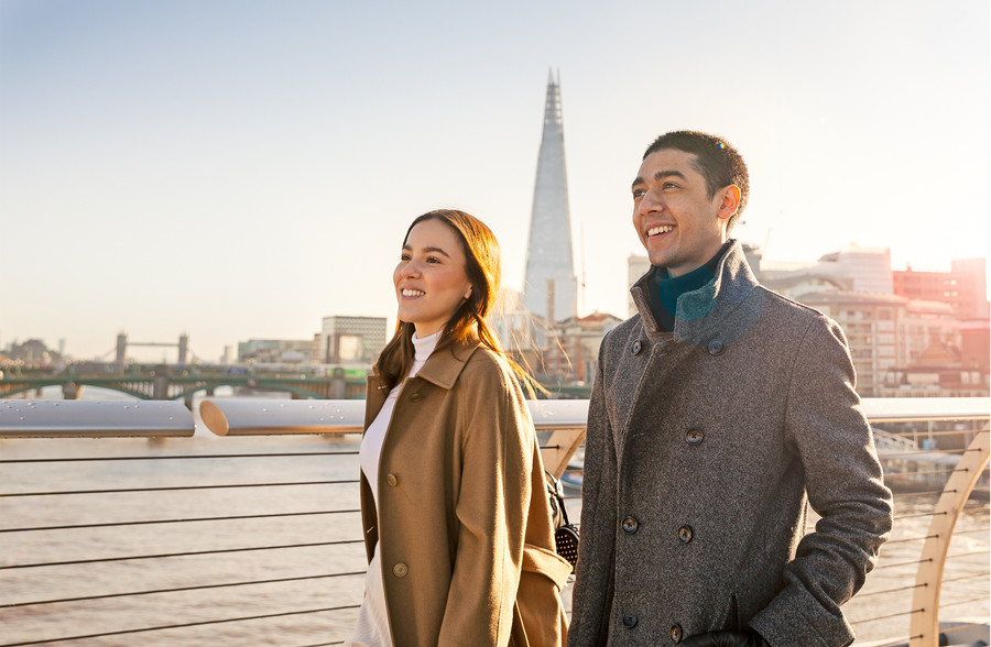 Du học trực tuyến cung cấp cho bạn trải nghiệm giáo dục quốc tế để bổ sung các kỹ năng quan trọng vào lý lịch của bạn, chẳng hạn như giao tiếp đa văn hóa. (Ảnh: ITN) Du học trực tuyến cung cấp cho bạn trải nghiệm giáo dục quốc tế để bổ sung các kỹ năng quan trọng vào lý lịch của bạn, chẳng hạn như giao tiếp đa văn hóa. (Ảnh: ITN)