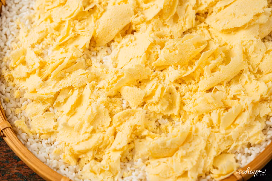 Bạn đã nghe đến bí thuật “2 lửa 3 vò” hay xôi đẹp như “kim bao ngân” chưa? Đây chính là bí quyết nằm lòng truyền bao đời nay của các bà các mẹ.