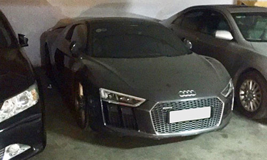 Cận cảnh những siêu xe tiền tỷ bị "bỏ xó" tại Việt Nam ảnh 1 Cận cảnh những siêu xe tiền tỷ bị "bỏ xó" tại Việt Nam ảnh 1