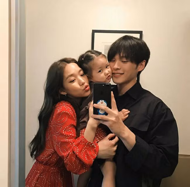 Chồng nhiệt tình đòi tặng quà Valentine nhưng vợ cứ chối đây đẩy, hóa ra lý do lại dở khóc dở cười thế này - Ảnh 2.