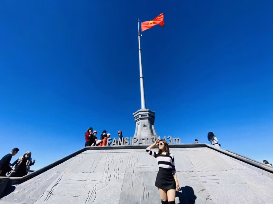 Du khách háo hức trở lại với KDL Sun World Fansipan Legend