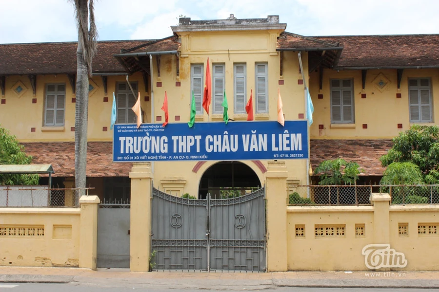 Ngôi trường đã trải qua 98 năm