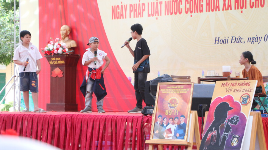 Mỗi nhà trường sẽ có cách khác nhau để tuyên truyền phòng chống bạo lực học đường cho học sinh.