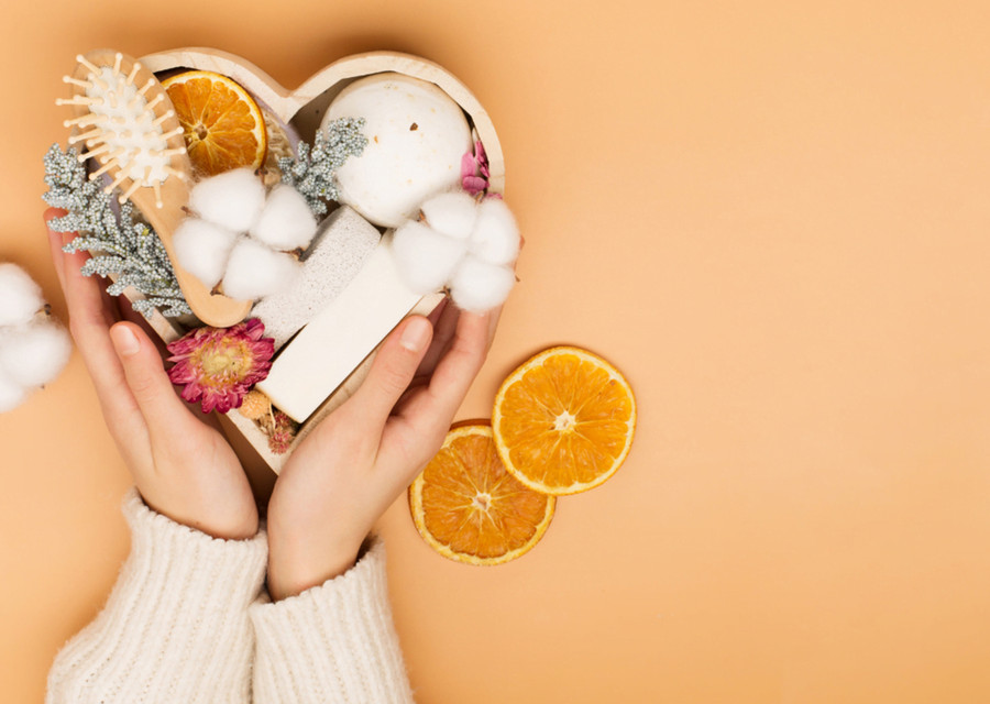 Viết nhật ký có nhiều lợi ích, bao gồm giúp giảm căng thẳng, tăng cường sự tự nhận thức và cải thiện sức khỏe tinh thần. (Ảnh: ITN). Viết nhật ký có nhiều lợi ích, bao gồm giúp giảm căng thẳng, tăng cường sự tự nhận thức và cải thiện sức khỏe tinh thần. (Ảnh: ITN).