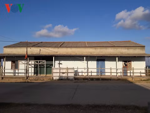 Nước mắt ngư dân “làng chài tỷ phú” một thời