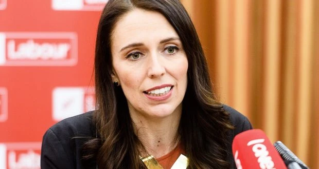 Thủ tướng Jacinda Ardern đã có những biện pháp thắt chặt luật sử dụng súng đạn