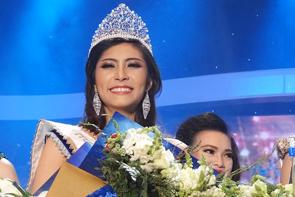 Thi Hoa hậu Đại dương 2014: Dàn chân dài ngô nghê, mờ nhạt