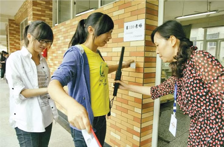 “Lướt” xu hướng thi cử thế giới 2017