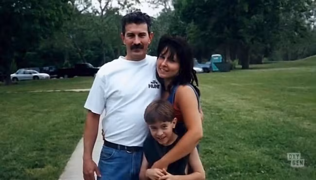 Nhẫn tâm giết bạn thân để chiếm vợ, hung thủ ngớ người nhận ra mình chỉ là con cờ trong kế hoạch của người đàn bà nham hiểm-2