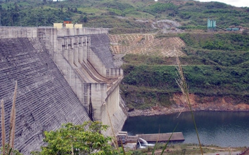 mua lu mien trung: nghich ly dong bang ngap ung, mien nui trong mua hinh 1