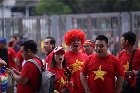 TRỰC TIẾP TỪ BUKIT JALIL Mưa bắt đầu ngớt hình ảnh 3