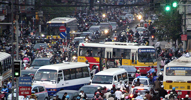 Hà Nội triển khai đợt cao điểm bảo đảm trật tự, an toàn giao thông dịp Tết - Ảnh minh họa giaothonghanoi-600x315-1484634837310