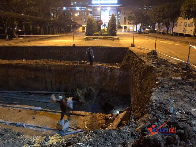 Bà kể phút bế cháu chạy thoát khỏi xe container lao vào kinh hoàng ảnh 5