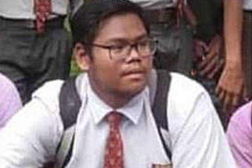 Vừa đeo tai nghe nhạc vừa sạc pin, thiếu niên vĩnh viễn không tỉnh dậy hình ảnh 1 vua deo tai nghe nhac vua sac pin, thieu nien vinh vien khong tinh day hinh anh 1