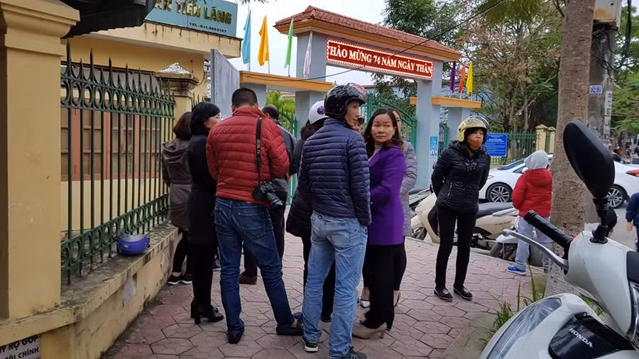 Mới chỉ thống kê hơn chục người số tiền cô giáo này vay đã lên tới hàng chục tỉ đồng