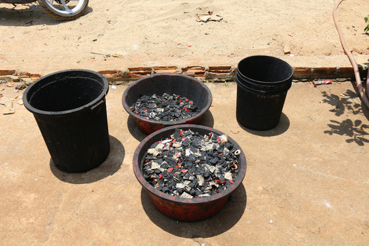 Số cà phê bị cơ quan công an phát hiện . Ảnh: NLĐ