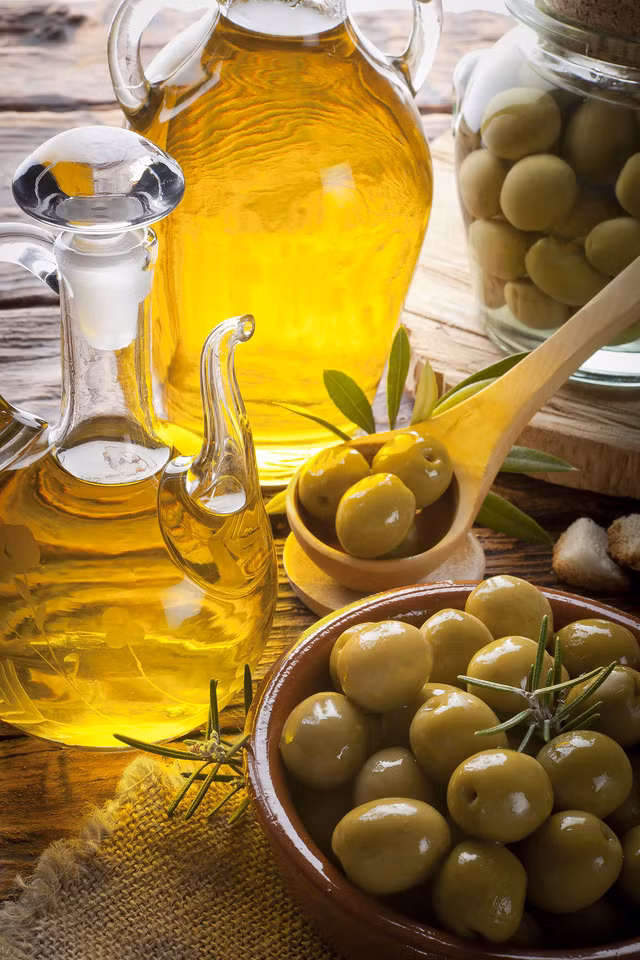 Không được trời phú cho mái tóc đẹp, bạn đã có 5 liệu pháp nhà làm biến tóc từ rễ tre thành óng ả như lụa - Ảnh 3. Không được trời phú cho mái tóc đẹp, bạn đã có 5 liệu pháp nhà làm biến tóc từ rễ tre thành óng ả như lụa - Ảnh 3.