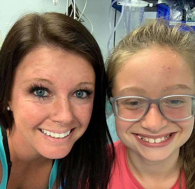 Kỳ lạ cô bé cứ chải tóc là ngất xỉu - Ảnh 1 Kỳ lạ cô bé cứ chải tóc là ngất xỉu - Ảnh 1