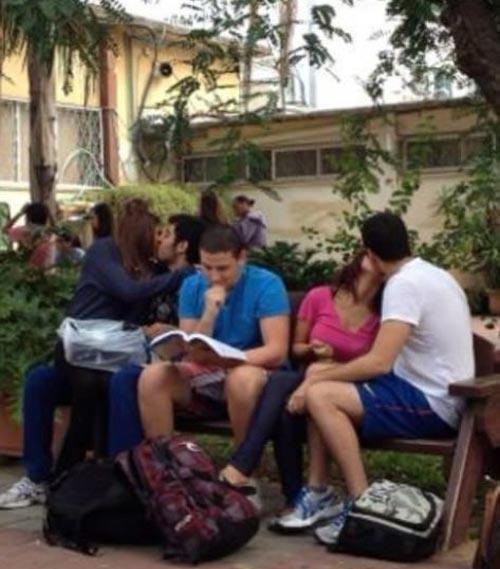 Nỗi khổ của FA.