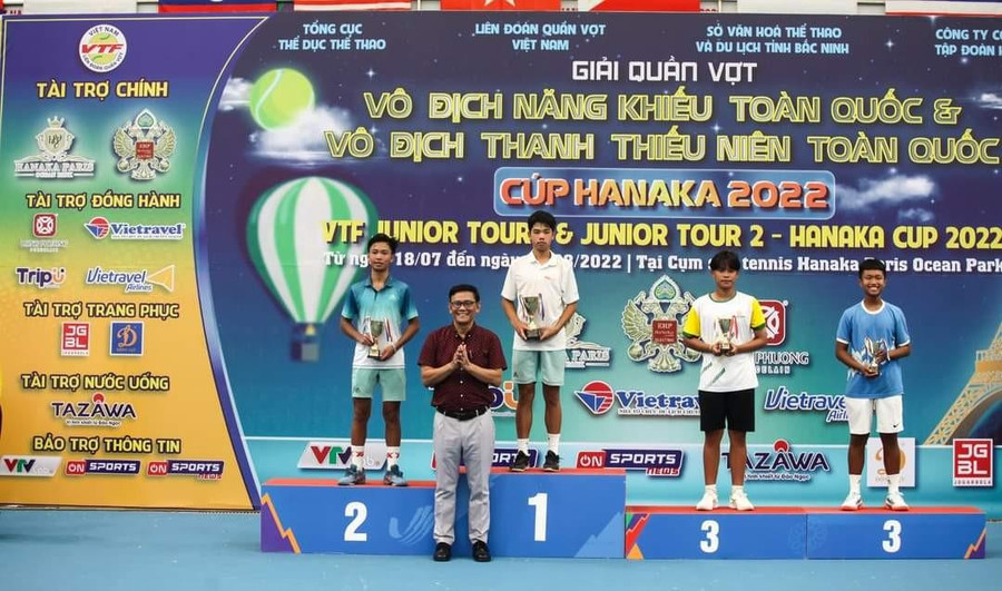 Tháng 7/2022, Việt Nhật tiếp tục thi đấu xuất sắc để giành chức Vô địch Giải quần vợt năng khiếu toàn quốc U14 Cup Hanaka năm 2022. Tháng 7/2022, Việt Nhật tiếp tục thi đấu xuất sắc để giành chức Vô địch Giải quần vợt năng khiếu toàn quốc U14 Cup Hanaka năm 2022.