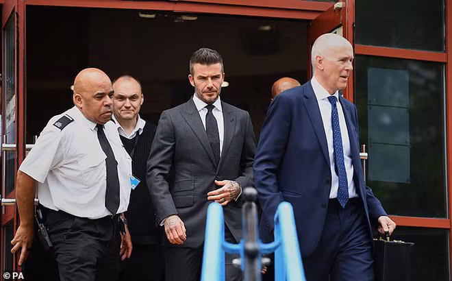 Beckham xuất hiện ở tòa án