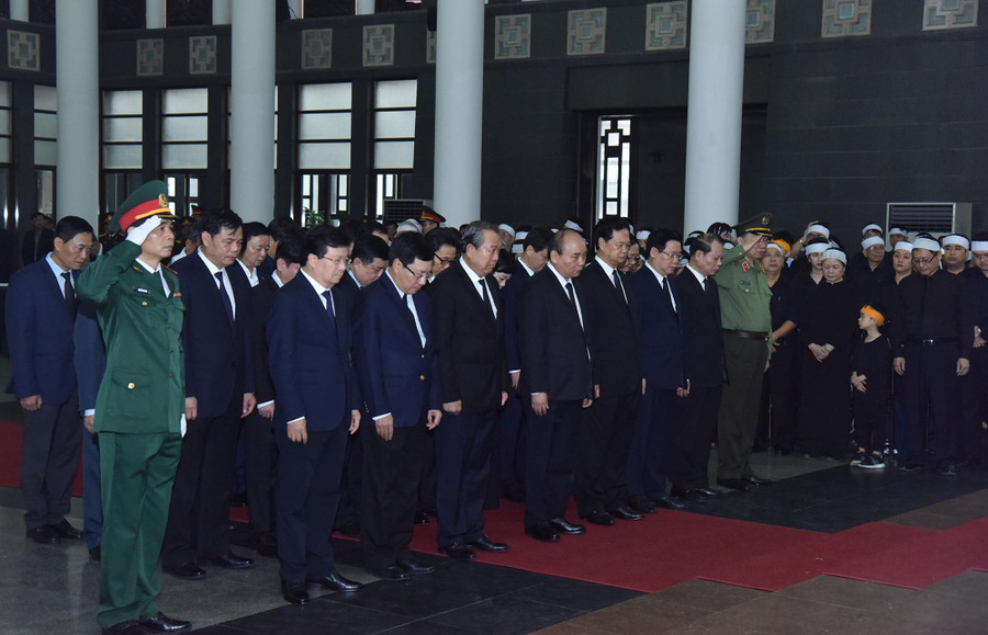 Tổ chức trọng thể Lễ tang đồng chí Đồng Sỹ Nguyên ảnh 3 Tổ chức trọng thể Lễ tang đồng chí Đồng Sỹ Nguyên ảnh 3