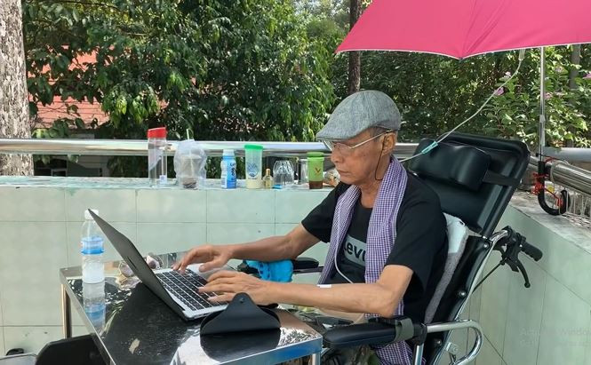 Nghệ sĩ Lê Bình không ngăn nổi cảm xúc khi chia sẻ về 3 mong muốn cuối cùng - ảnh 1