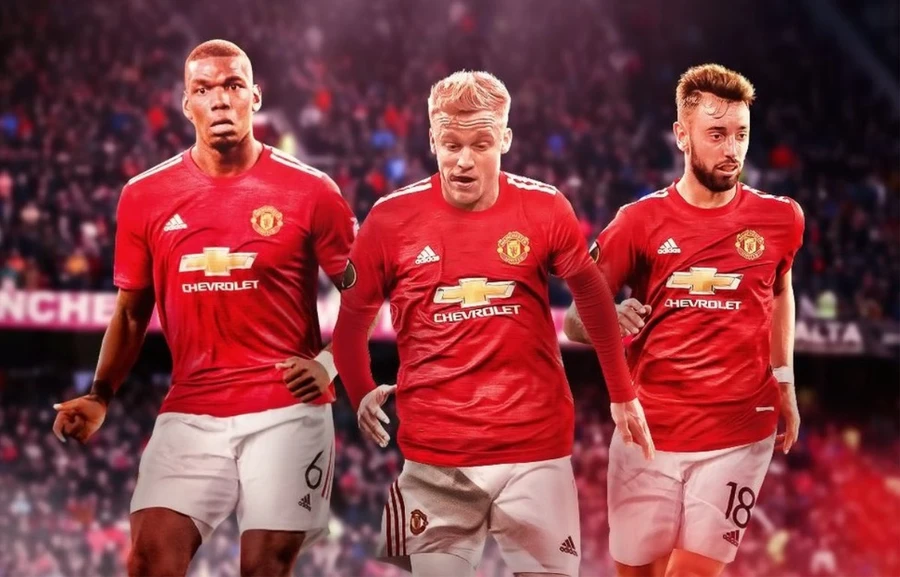 Donny van de Beek, Pogba và Bruno có thể sẽ là hàng tiền vệ của Man United trong mùa giải tới.